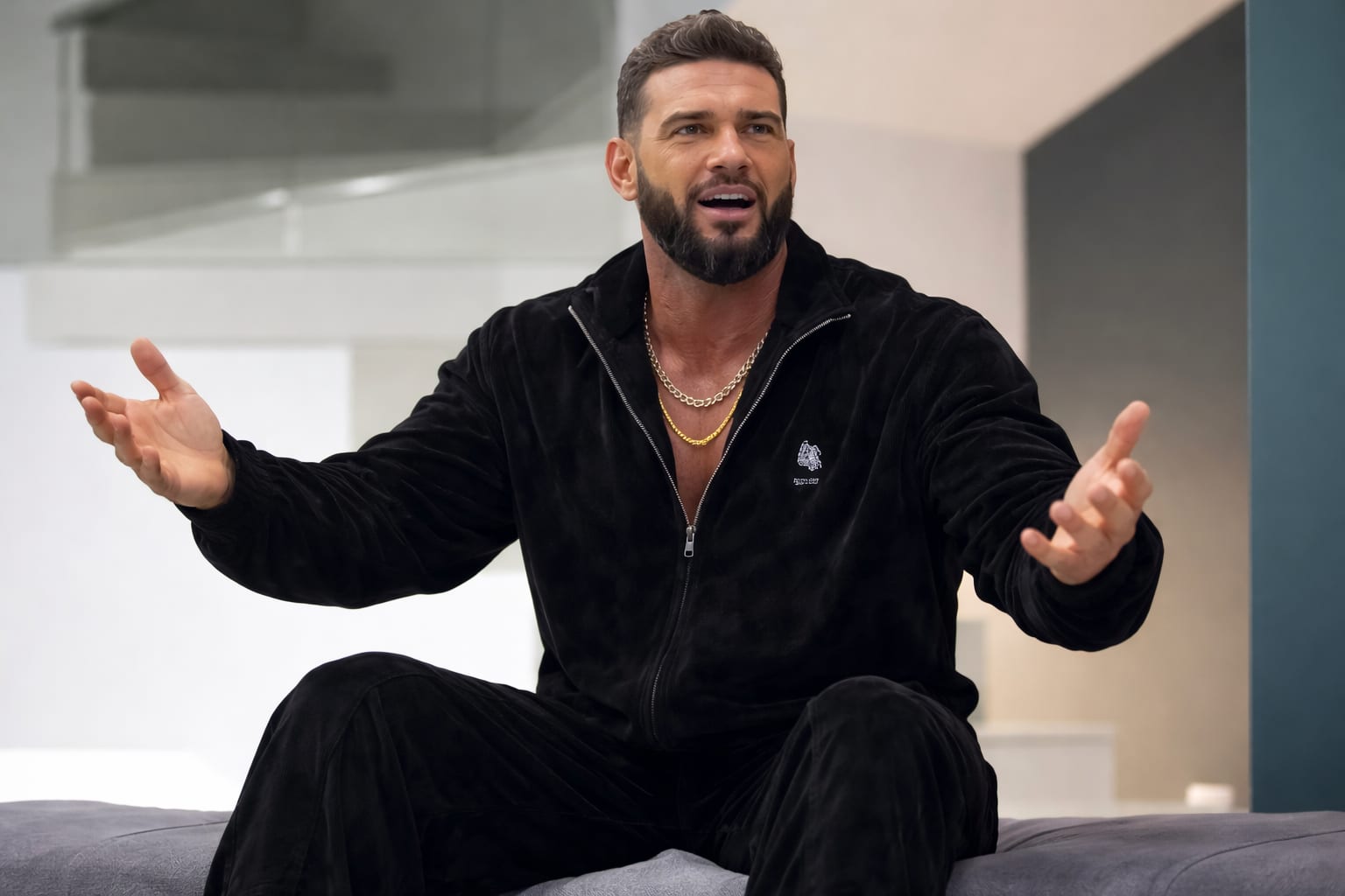 Dorian Popa a renovat vila din Domnești la 5 ani de la construcție și a păstrat Lamborghini-ul de 300.000 de euro în garaj