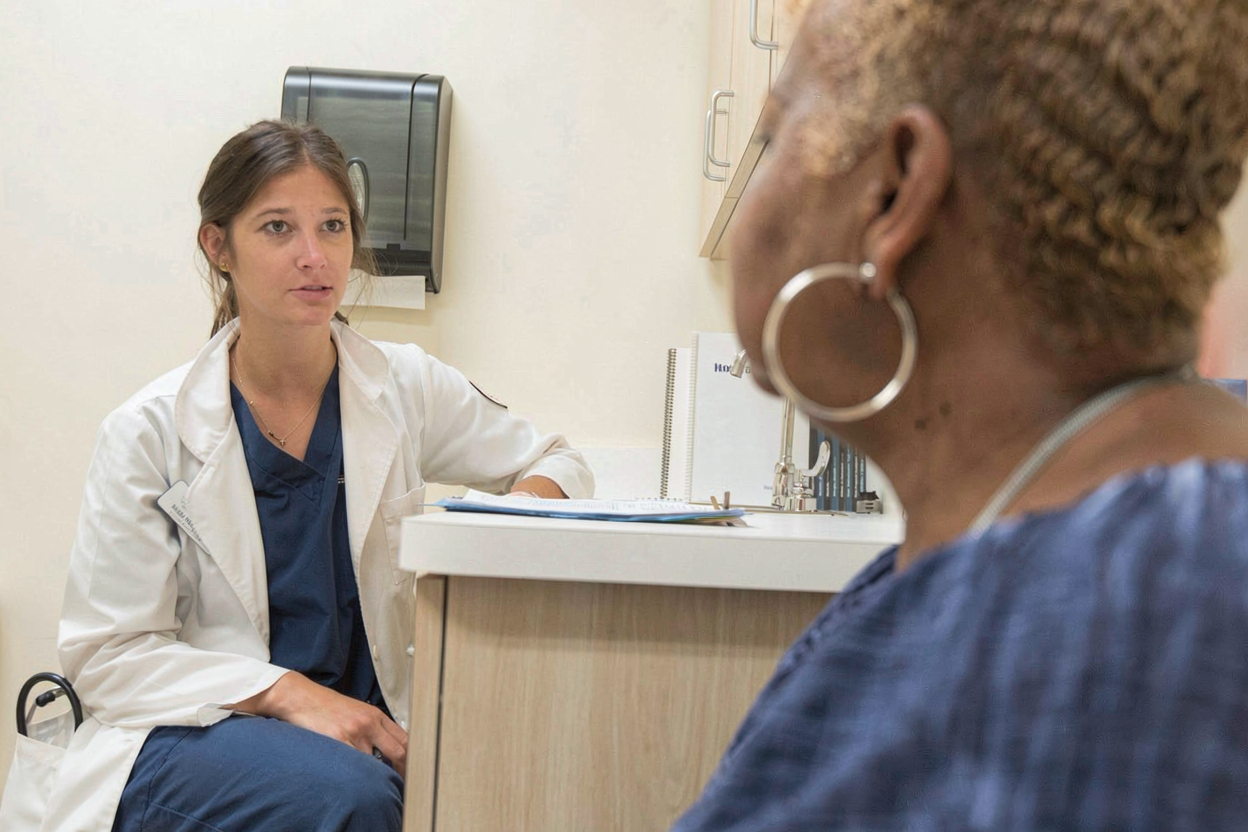 Noile ghiduri federale din SUA schimbă recomandările pentru terapia hormonală la menopauză