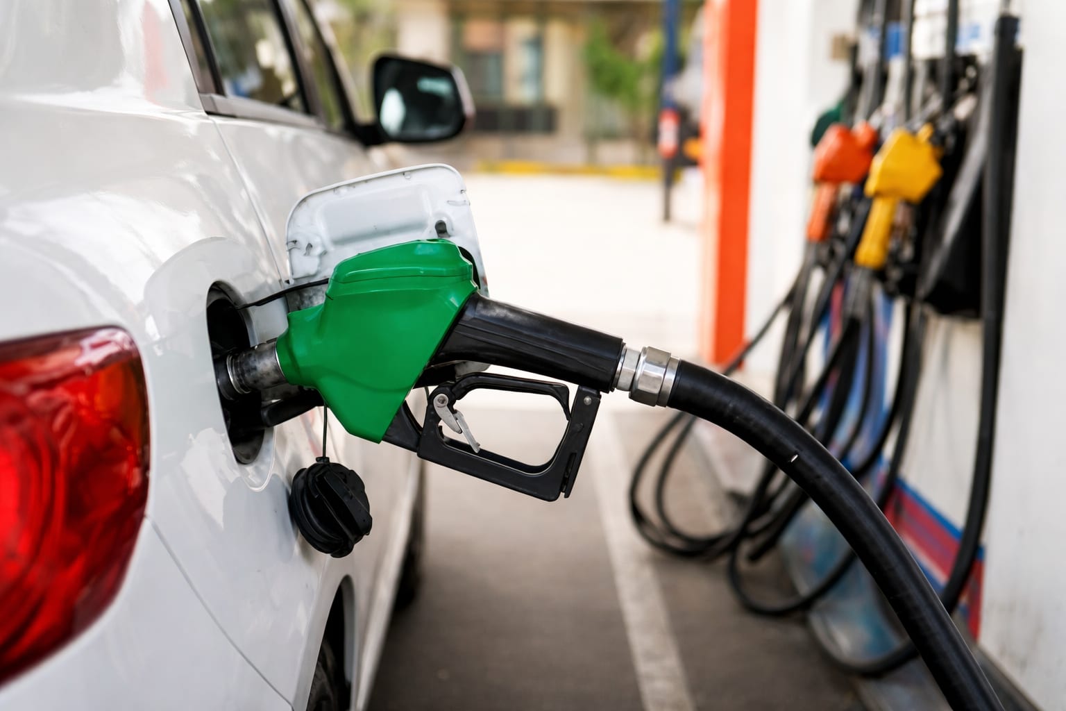 Trei verificări simple ca să nu mai pierzi timpul cu articole auto inutile