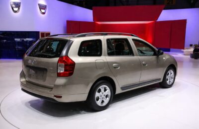 Un pensionar din Franța își păstrează Dacia Logan break după 15 ani și 315.000 km