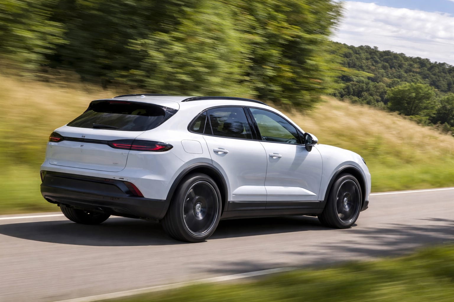 Porsche oferă un nou pachet de opțiuni pentru Macan care reduce costul dotărilor cu până la 45%