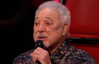 Sir Tom Jones nu va mai fi coach permanent la The Voice UK după 13 ani. ITV negociază să-l păstreze în emisiune
