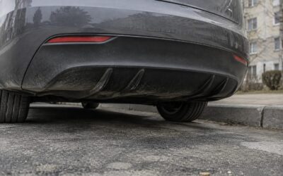Tesla a brevetat un sistem cu ventilatoare care ar putea ține mașina mai bine lipită de șosea